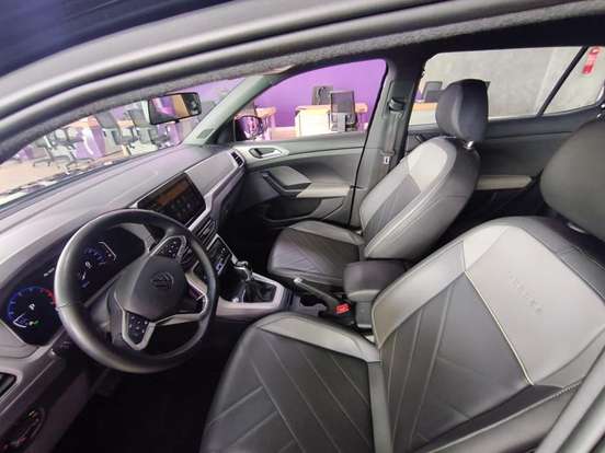 VOLKSWAGEN-T-CROSS-1.0 200 TSI TOTAL FLEX COMFORTLINE AUTOMÁTICO VOLKSWAGEN-T-CROSS-2025