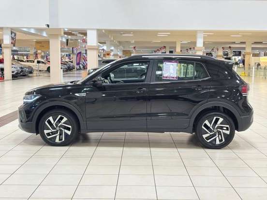 VOLKSWAGEN-T-CROSS-2025