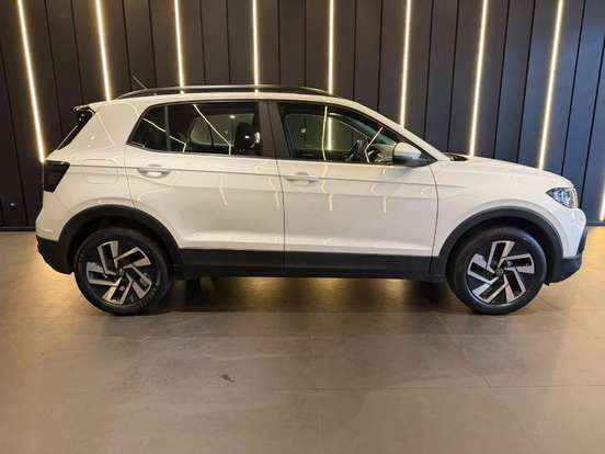 VOLKSWAGEN-T-CROSS-2024