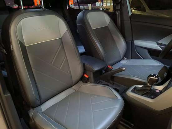 VOLKSWAGEN-T-CROSS-1.0 200 TSI TOTAL FLEX COMFORTLINE AUTOMÁTICO VOLKSWAGEN-T-CROSS-2025