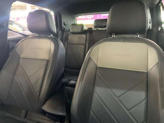 VOLKSWAGEN-T-CROSS-1.0 200 TSI TOTAL FLEX COMFORTLINE AUTOMÁTICO VOLKSWAGEN-T-CROSS-2025