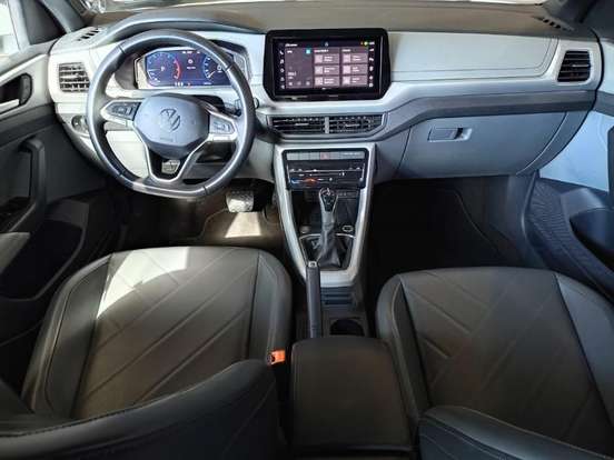 VOLKSWAGEN-T-CROSS-1.0 200 TSI TOTAL FLEX COMFORTLINE AUTOMÁTICO VOLKSWAGEN-T-CROSS-2024