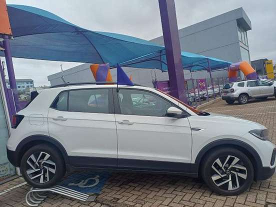 VOLKSWAGEN-T-CROSS-2025