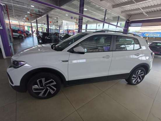 VOLKSWAGEN-T-CROSS-2025