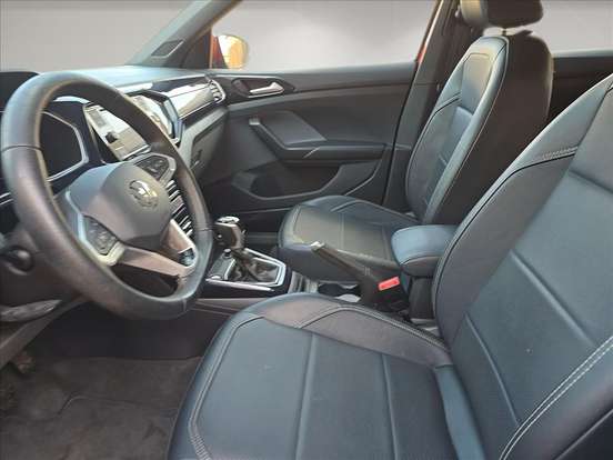 VOLKSWAGEN-T-CROSS-2022