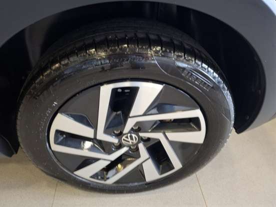 VOLKSWAGEN-T-CROSS-2024
