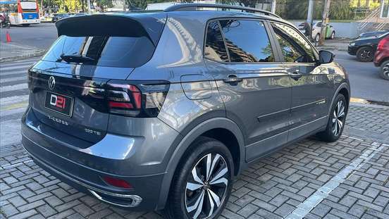 VOLKSWAGEN-T-CROSS-2023