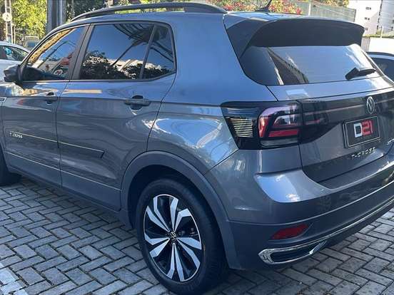 VOLKSWAGEN-T-CROSS-1.0 200 TSI TOTAL FLEX COMFORTLINE AUTOMÁTICO VOLKSWAGEN-T-CROSS-2023