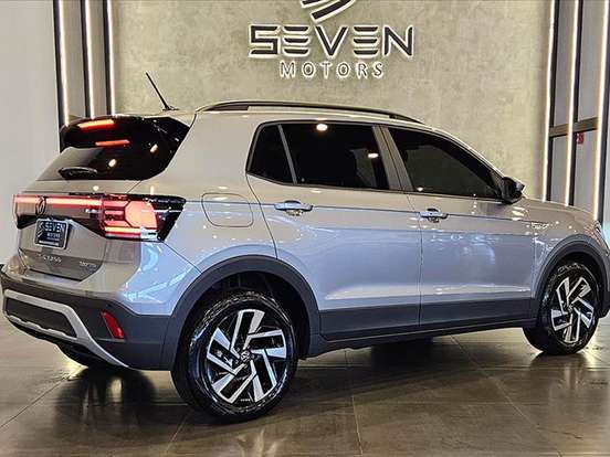 VOLKSWAGEN-T-CROSS-1.0 200 TSI TOTAL FLEX COMFORTLINE AUTOMÁTICO VOLKSWAGEN-T-CROSS-2025
