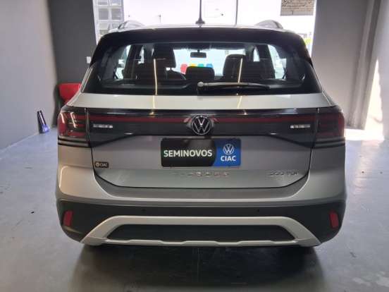 VOLKSWAGEN-T-CROSS-2024