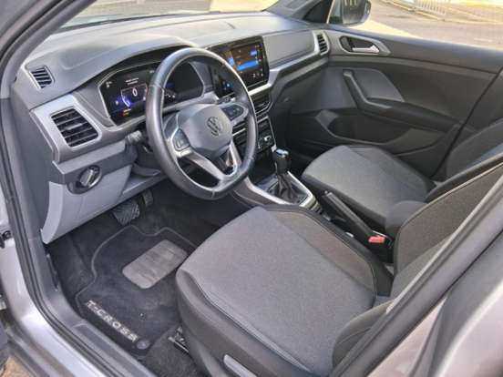 VOLKSWAGEN-T-CROSS-2024