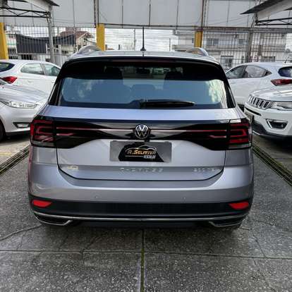 VOLKSWAGEN-T-CROSS-2023