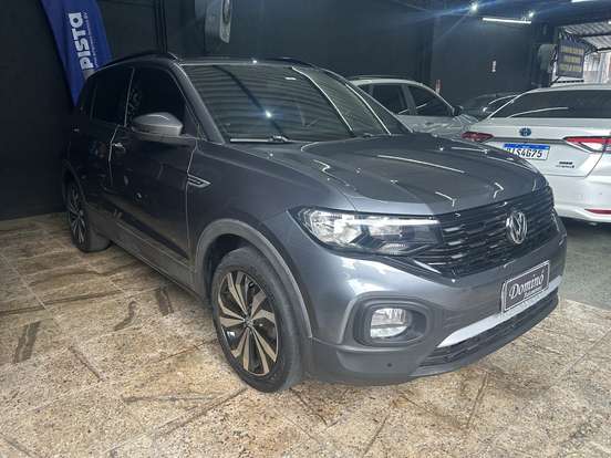 VOLKSWAGEN-T-CROSS-2020