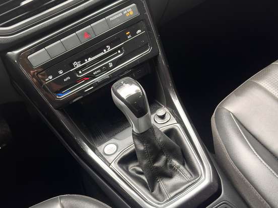 VOLKSWAGEN-T-CROSS-2024