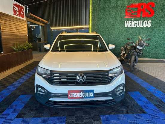 VOLKSWAGEN-T-CROSS-2021
