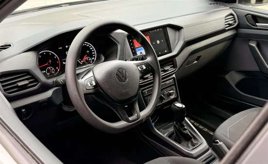 VOLKSWAGEN-T-CROSS-2022