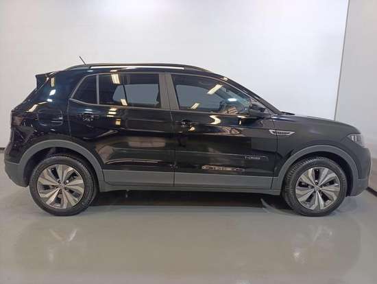 VOLKSWAGEN-T-CROSS-2021