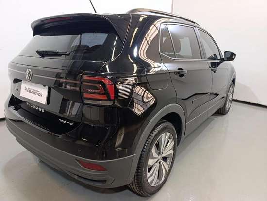 VOLKSWAGEN-T-CROSS-2021