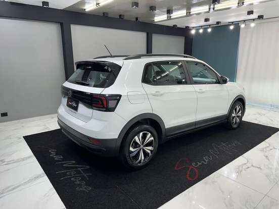 VOLKSWAGEN-T-CROSS-2022