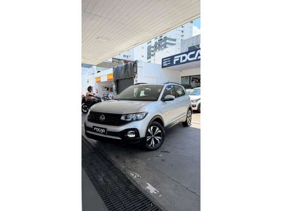 VOLKSWAGEN-T-CROSS-2021