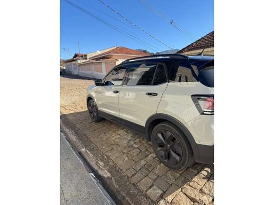 VOLKSWAGEN-T-CROSS-1.4 250 TSI TOTAL FLEX EXTREME AUTOMÁTICO VOLKSWAGEN-T-CROSS-2025