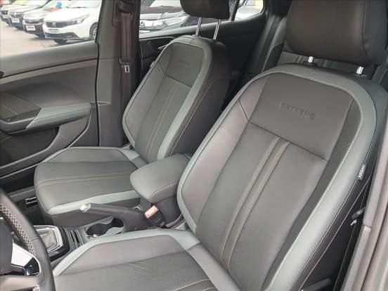 VOLKSWAGEN-T-CROSS-2025