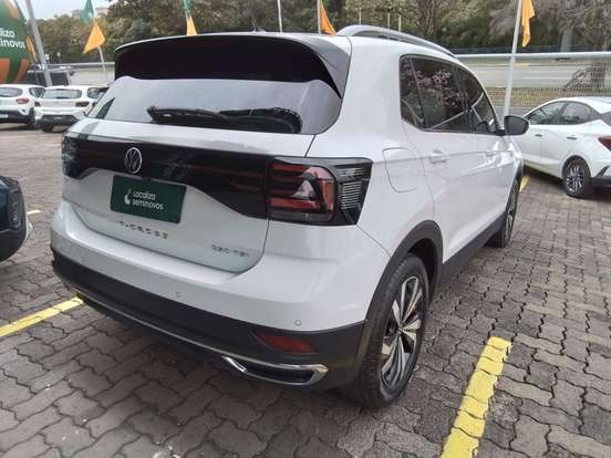 VOLKSWAGEN-T-CROSS-2022