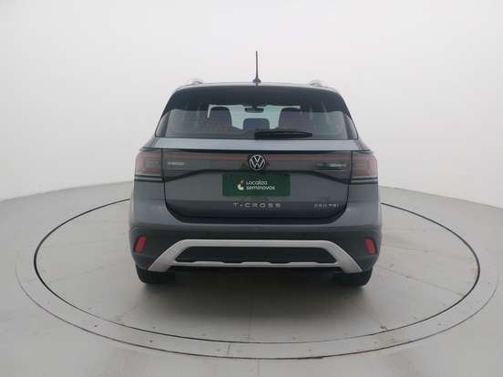 VOLKSWAGEN-T-CROSS-2024
