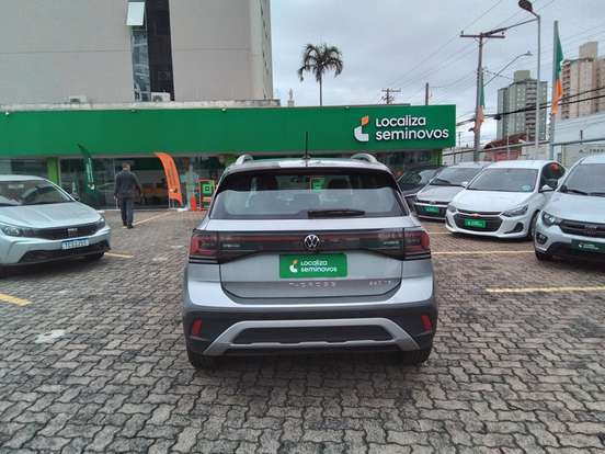VOLKSWAGEN-T-CROSS-2025