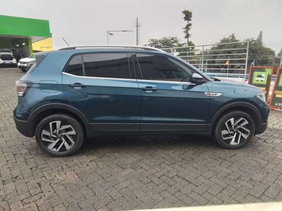 VOLKSWAGEN-T-CROSS-2025