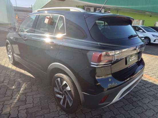 VOLKSWAGEN-T-CROSS-2025