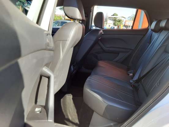 VOLKSWAGEN-T-CROSS-2025