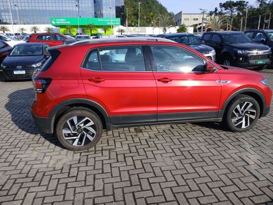 VOLKSWAGEN-T-CROSS-2025