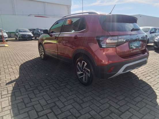 VOLKSWAGEN-T-CROSS-2025