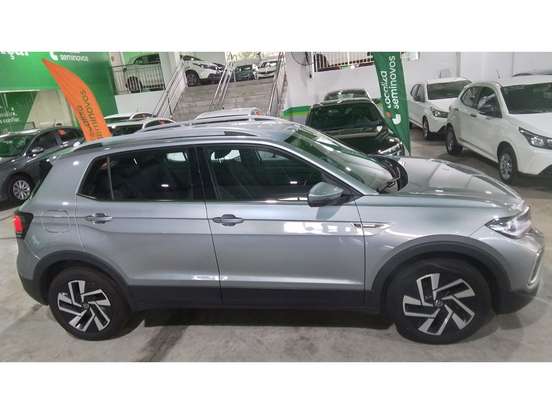 VOLKSWAGEN-T-CROSS-1.4 250 TSI TOTAL FLEX HIGHLINE AUTOMÁTICO VOLKSWAGEN-T-CROSS-2025