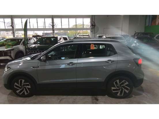 VOLKSWAGEN-T-CROSS-1.4 250 TSI TOTAL FLEX HIGHLINE AUTOMÁTICO VOLKSWAGEN-T-CROSS-2025