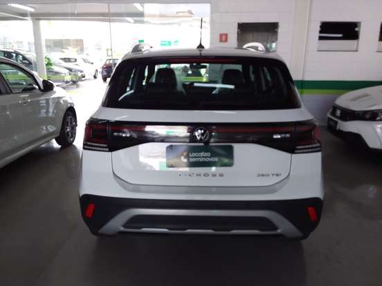 VOLKSWAGEN-T-CROSS-1.4 250 TSI TOTAL FLEX HIGHLINE AUTOMÁTICO VOLKSWAGEN-T-CROSS-2025