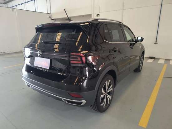 VOLKSWAGEN-T-CROSS-2024