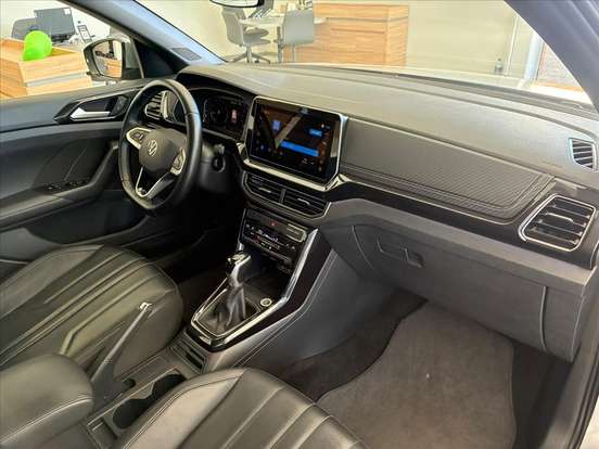 VOLKSWAGEN-T-CROSS-1.4 250 TSI TOTAL FLEX HIGHLINE AUTOMÁTICO VOLKSWAGEN-T-CROSS-2024