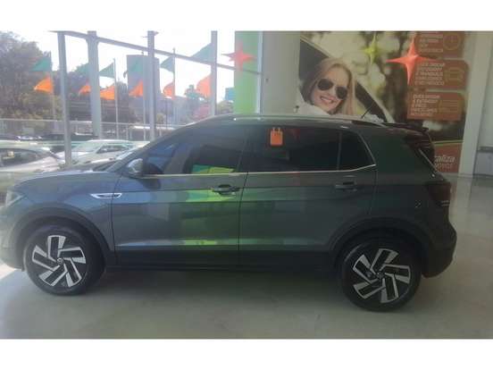 VOLKSWAGEN-T-CROSS-1.4 250 TSI TOTAL FLEX HIGHLINE AUTOMÁTICO VOLKSWAGEN-T-CROSS-2025