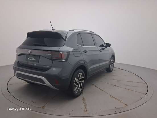 VOLKSWAGEN-T-CROSS-1.4 250 TSI TOTAL FLEX HIGHLINE AUTOMÁTICO VOLKSWAGEN-T-CROSS-2024