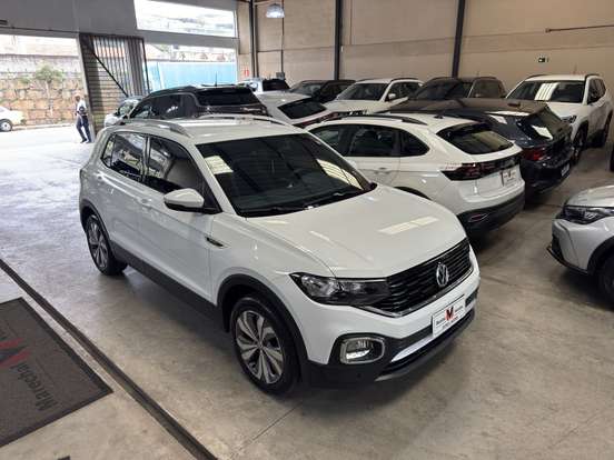 VOLKSWAGEN-T-CROSS-2020