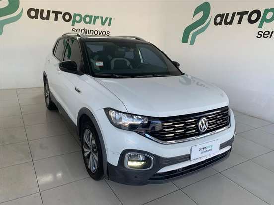VOLKSWAGEN-T-CROSS-2019