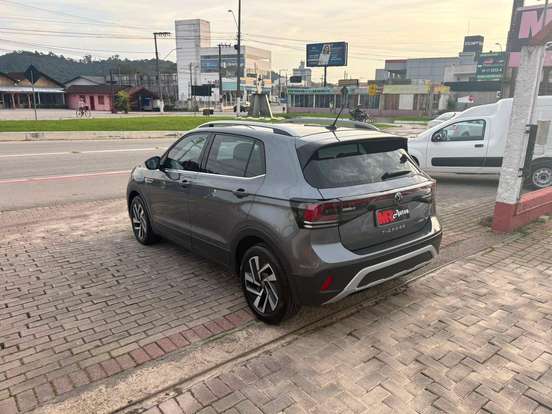 VOLKSWAGEN-T-CROSS-2024