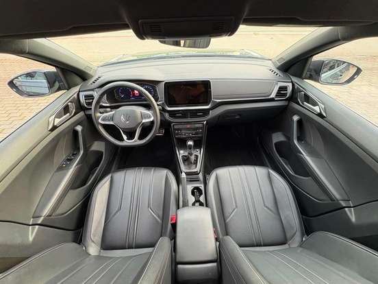 VOLKSWAGEN-T-CROSS-2024