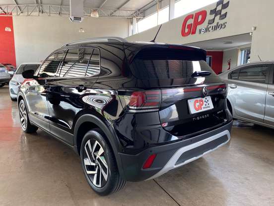 VOLKSWAGEN-T-CROSS-2024