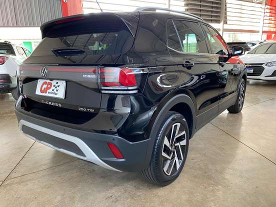 VOLKSWAGEN-T-CROSS-2024