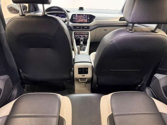 VOLKSWAGEN-T-CROSS-1.4 250 TSI TOTAL FLEX HIGHLINE AUTOMÁTICO VOLKSWAGEN-T-CROSS-2019