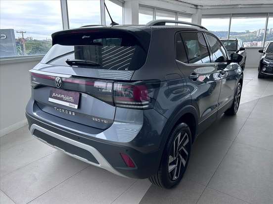VOLKSWAGEN-T-CROSS-1.4 250 TSI TOTAL FLEX HIGHLINE AUTOMÁTICO VOLKSWAGEN-T-CROSS-2025