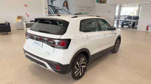 VOLKSWAGEN-T-CROSS-2024